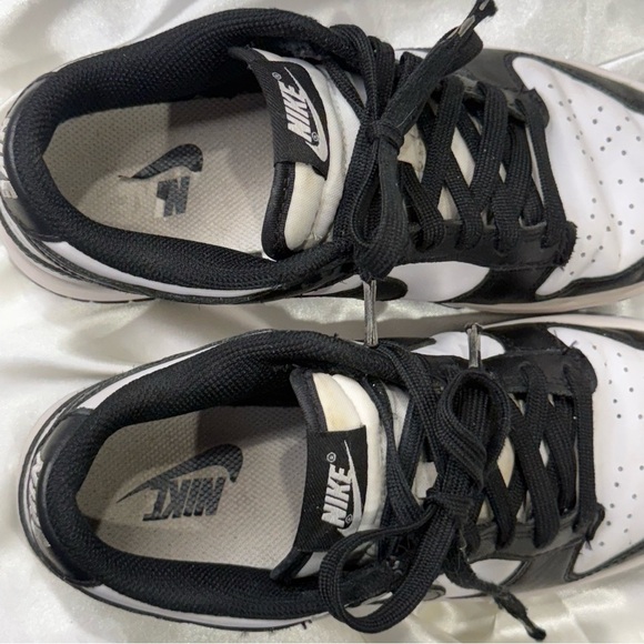 Nike Dunks Low Retro Sneakers Pandas Black White Size 6W Leather Colorblock - Picture 10 of 15